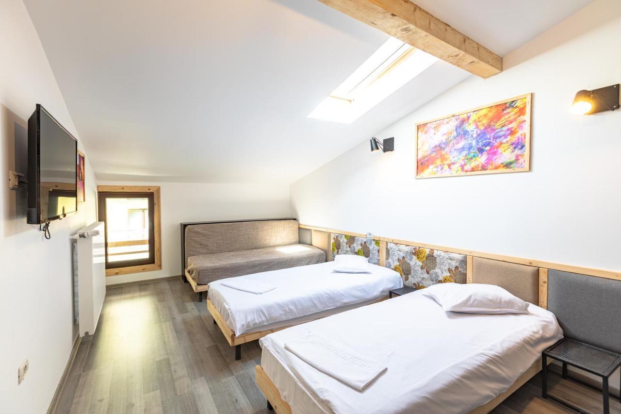 Ezio House Hotel Timișu de Jos Eksteriør billede